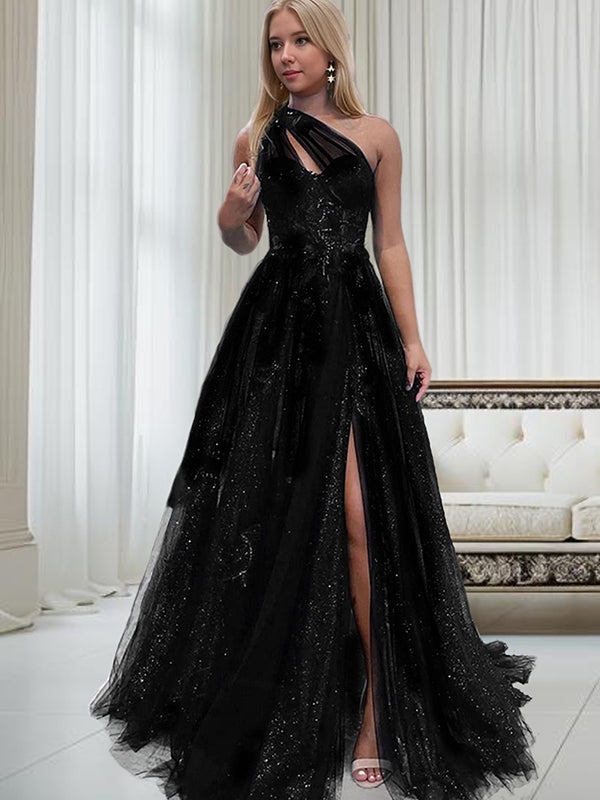 A-line One-Shoulder Appliques Lace Sweep Train Tulle Dress