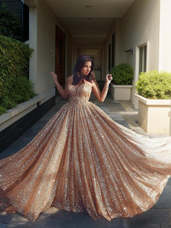 A-line Spaghetti Straps Sequin Court Train Tulle Dress