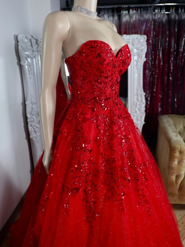 A-line Sweetheart Appliques Lace Sweep Train Tulle Corset Dress