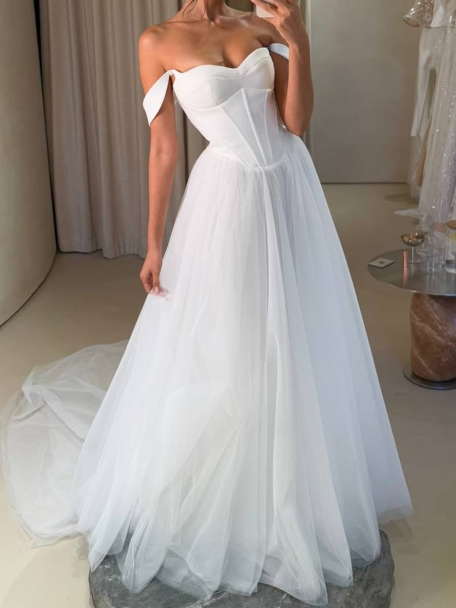 A-line/Princess Off-the-Shoulder Pleated Chapel Train Tulle Wedding Dresses