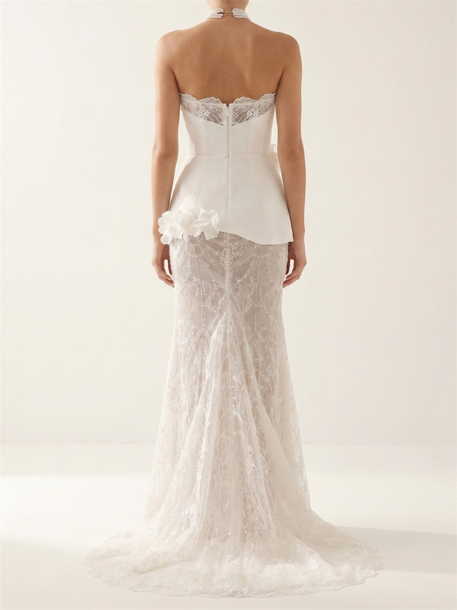 Sheath/Column Sweetheart Appliques Lace Sweep Train Lace Wedding Dresses