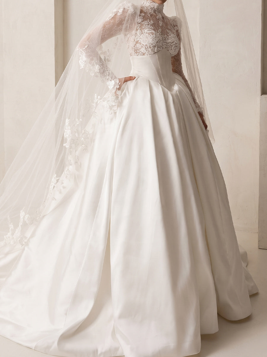 A-line/Princess High Neck Long Sleeves Appliques Lace Court Train Lace Wedding Dresses