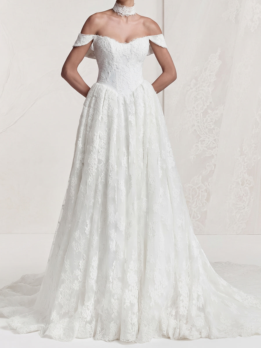 A-line/Princess Off-the-Shoulder Short Sleeves Appliques Lace Court Train Lace Wedding Dresses