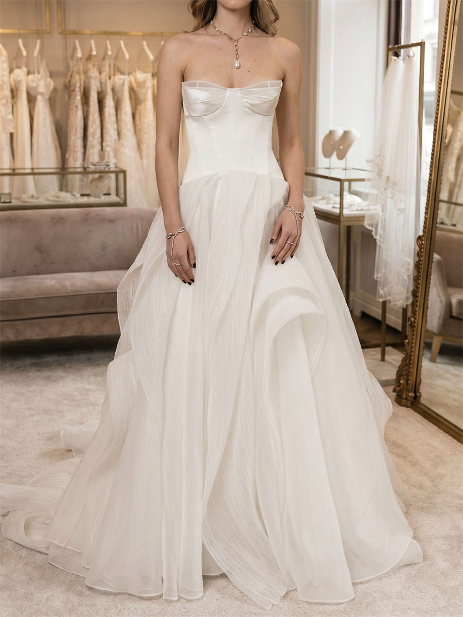 A-line/Princess Sweetheart Ruffles Cathedral Train Organza Wedding Dresses