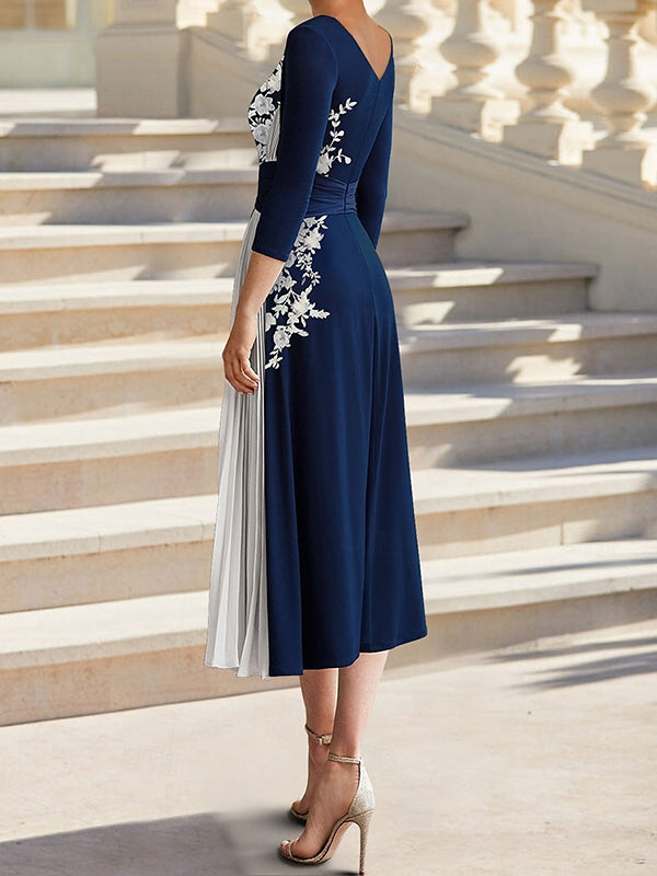 A-line Scoop 3/4 Sleeves Appliques Lace Tea-Length Jersey Mother of the Bride Dress