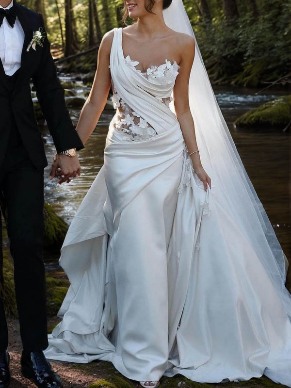 Sheath One-Shoulder Appliques Lace Chapel Train Charmeuse Wedding Dress