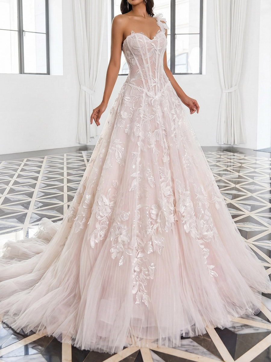 A-line/Princess Sweetheart Appliques Lace Sweep Train Lace Wedding Dresses