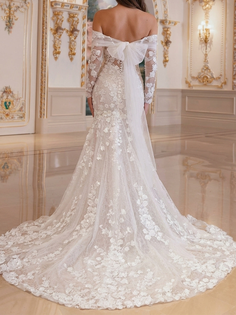 Trumpet/Mermaid Sweetheart Appliques Lace Chapel Train Lace Wedding Dresses