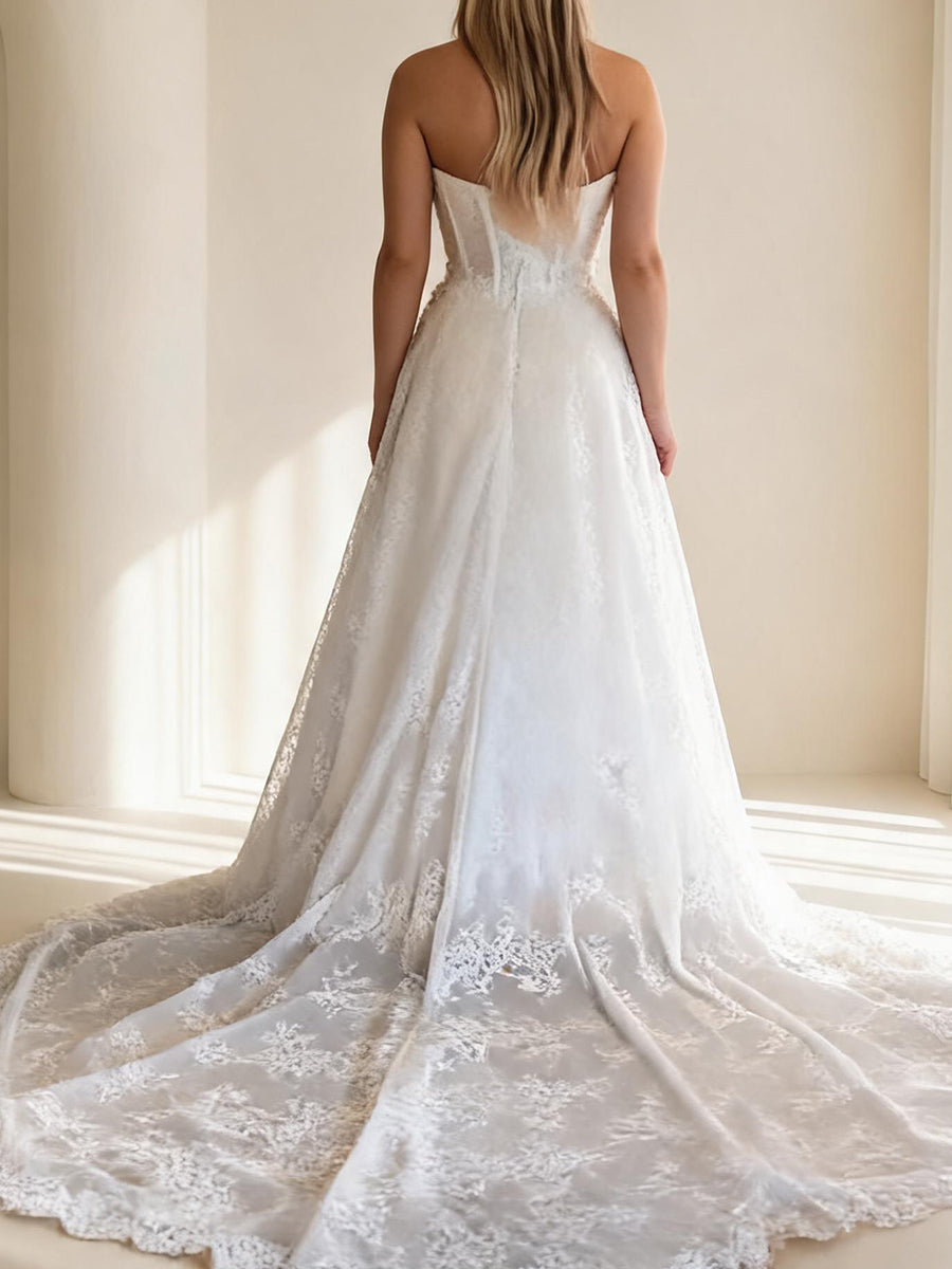 A-line/Princess V-neck Appliques Lace Court Train Lace Wedding Dresses