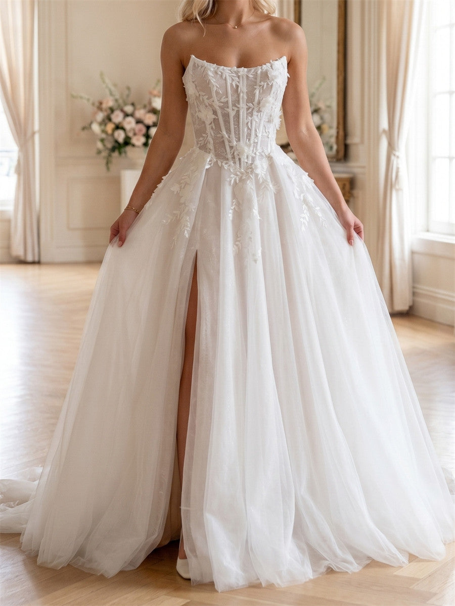 A-line/Princess Straight Appliques Lace Sweep Train Lace Wedding Dresses