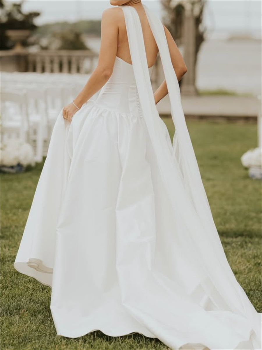 A-line/Princess Straight Pleated Chapel Train Taffeta Wedding Dresses