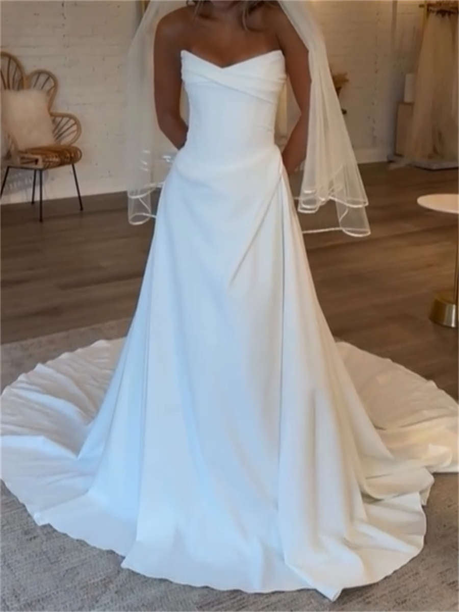 A-line/Princess Sweetheart Pleated Chapel Train Stretch Crepe Wedding Dresses